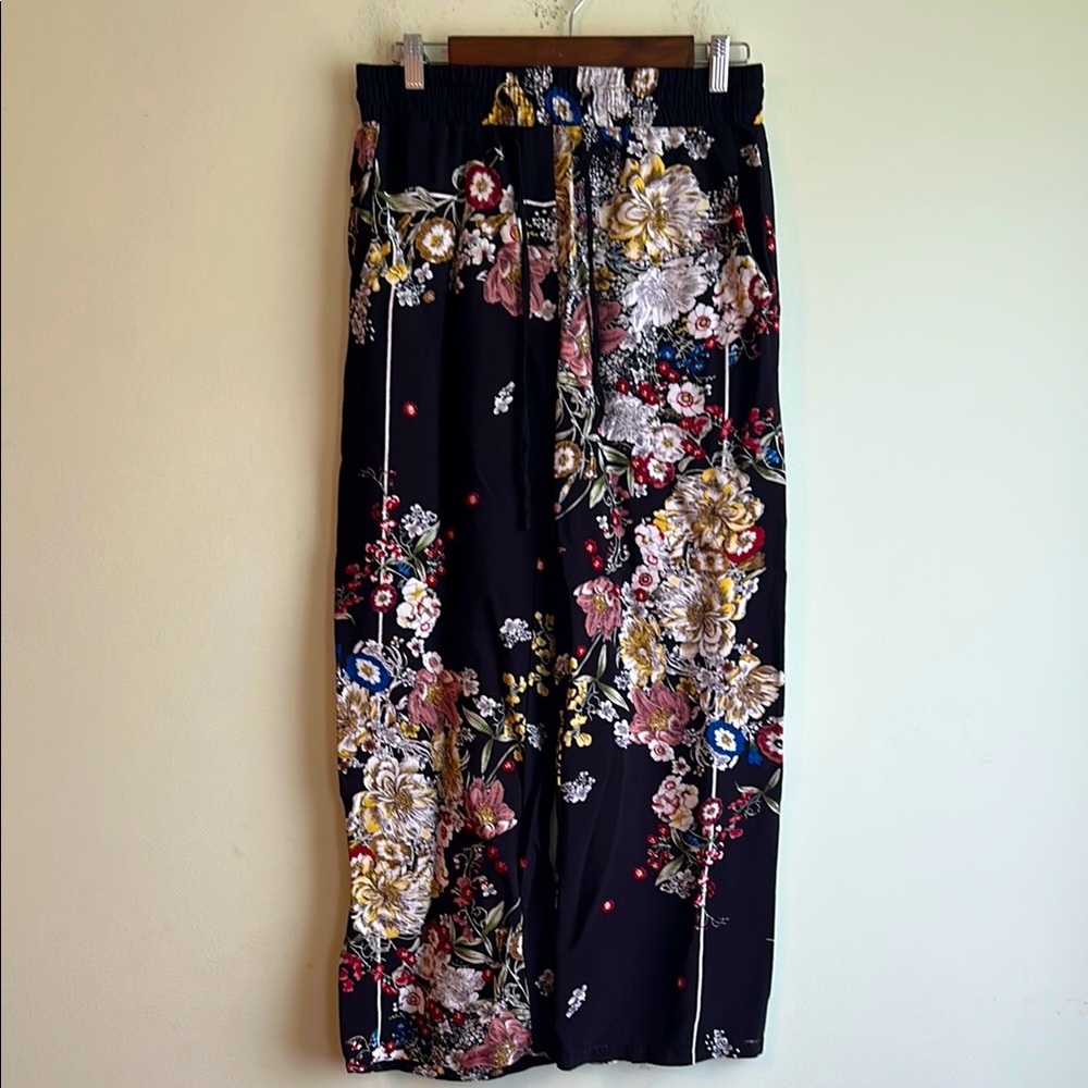 Floral Print Wide Leg Pants